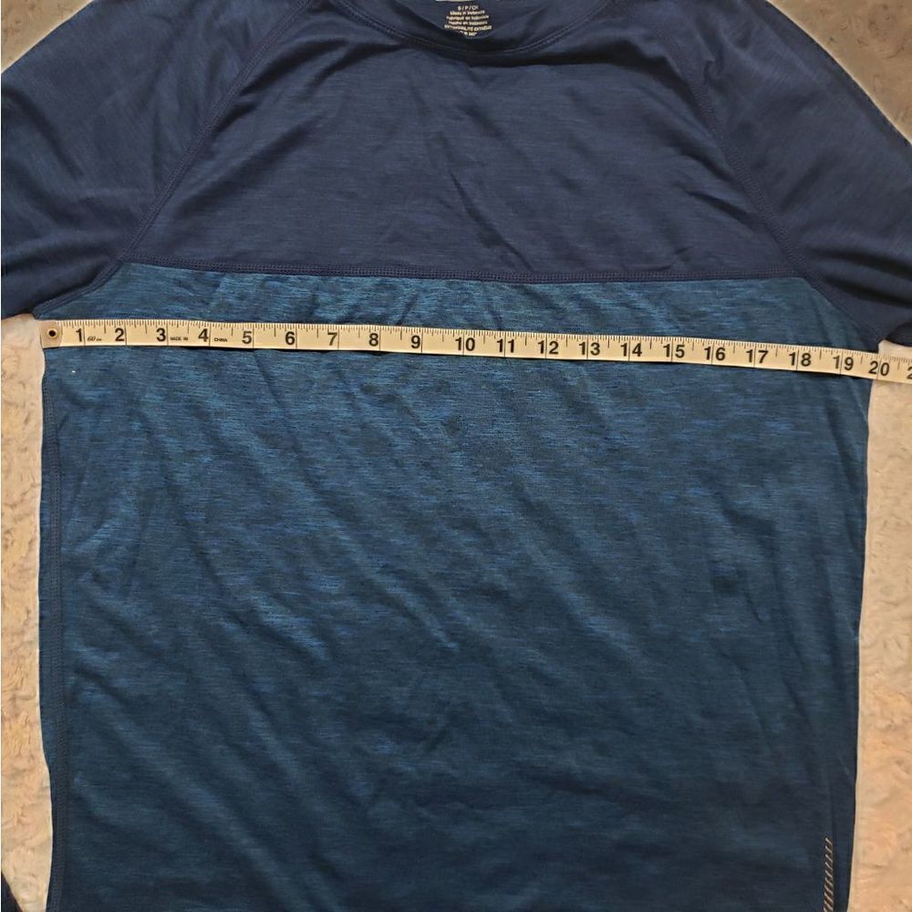 American Eagle 360 extreme flex long sleeve - Picture 5 of 8